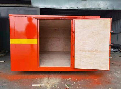 汤原车载炸药箱